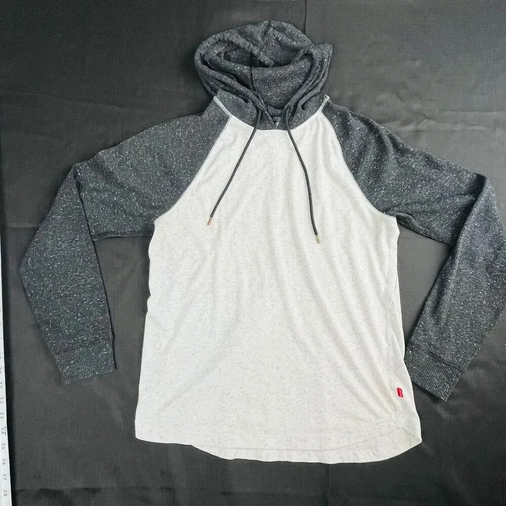 Levi-s Men's Grey Hoodie